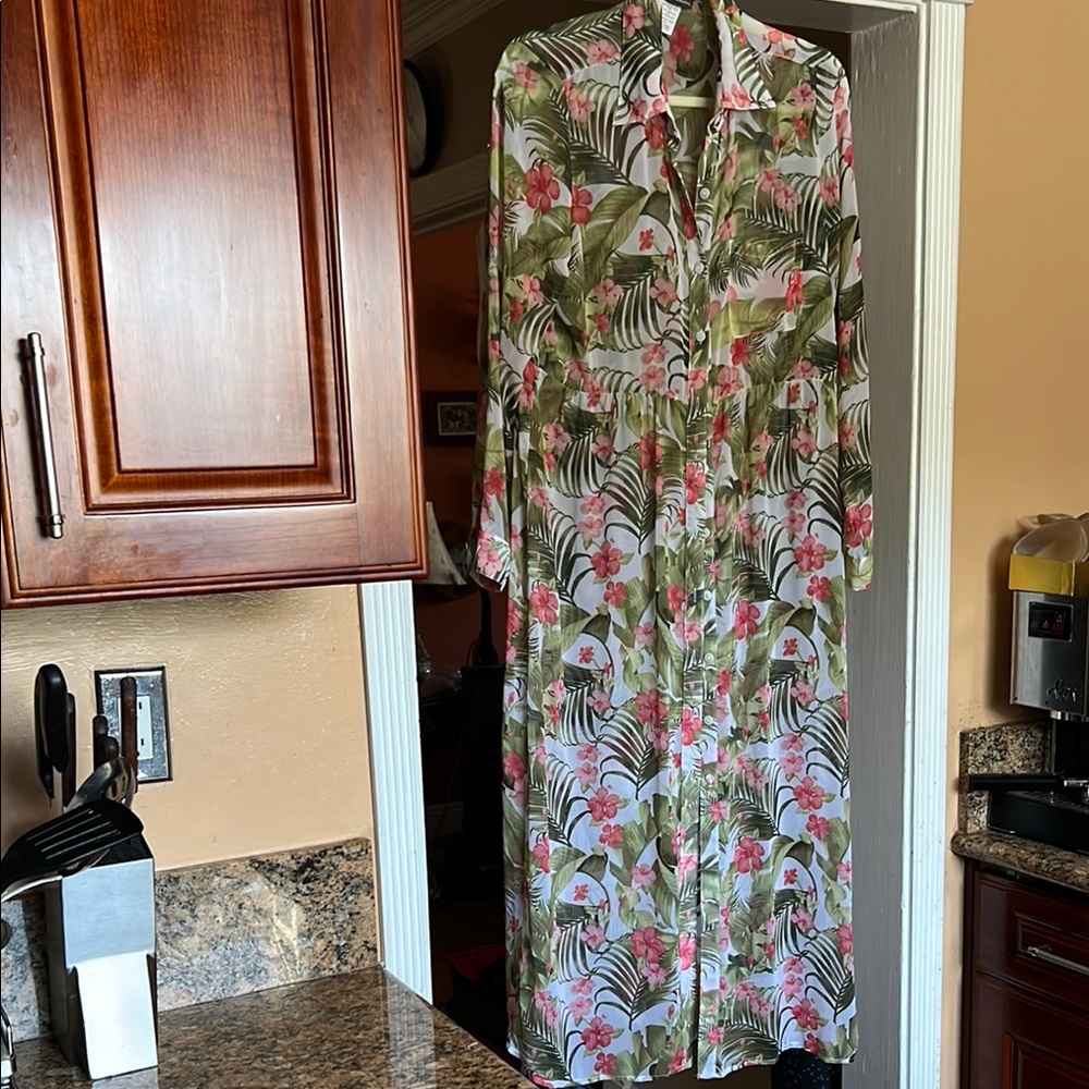 Tommy Bahama Pink and Green Long Sleeve Shirtdress. Excellent condition.